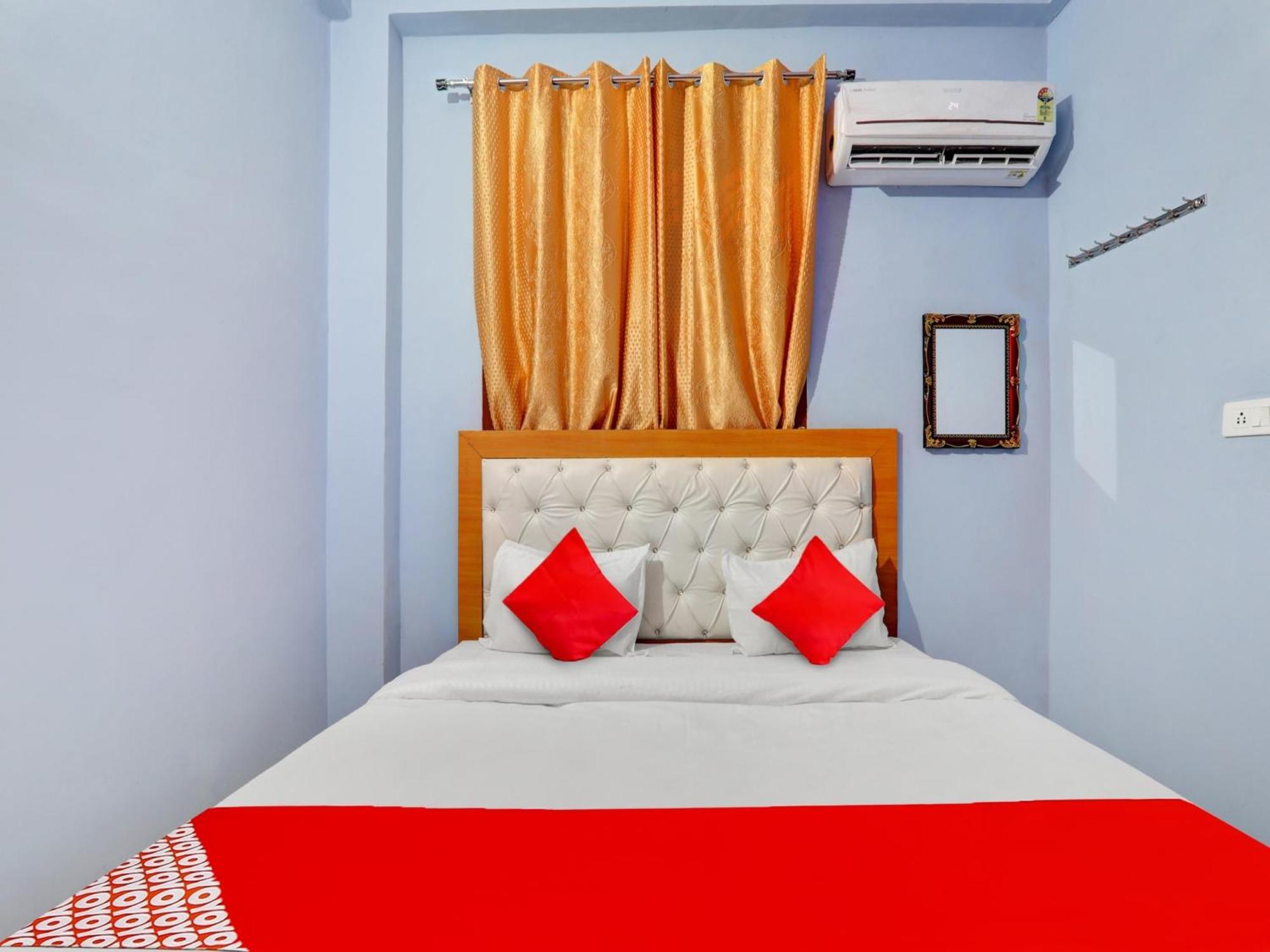 Hotel O Aradhya Galaxy Bhauli Kültér fotó